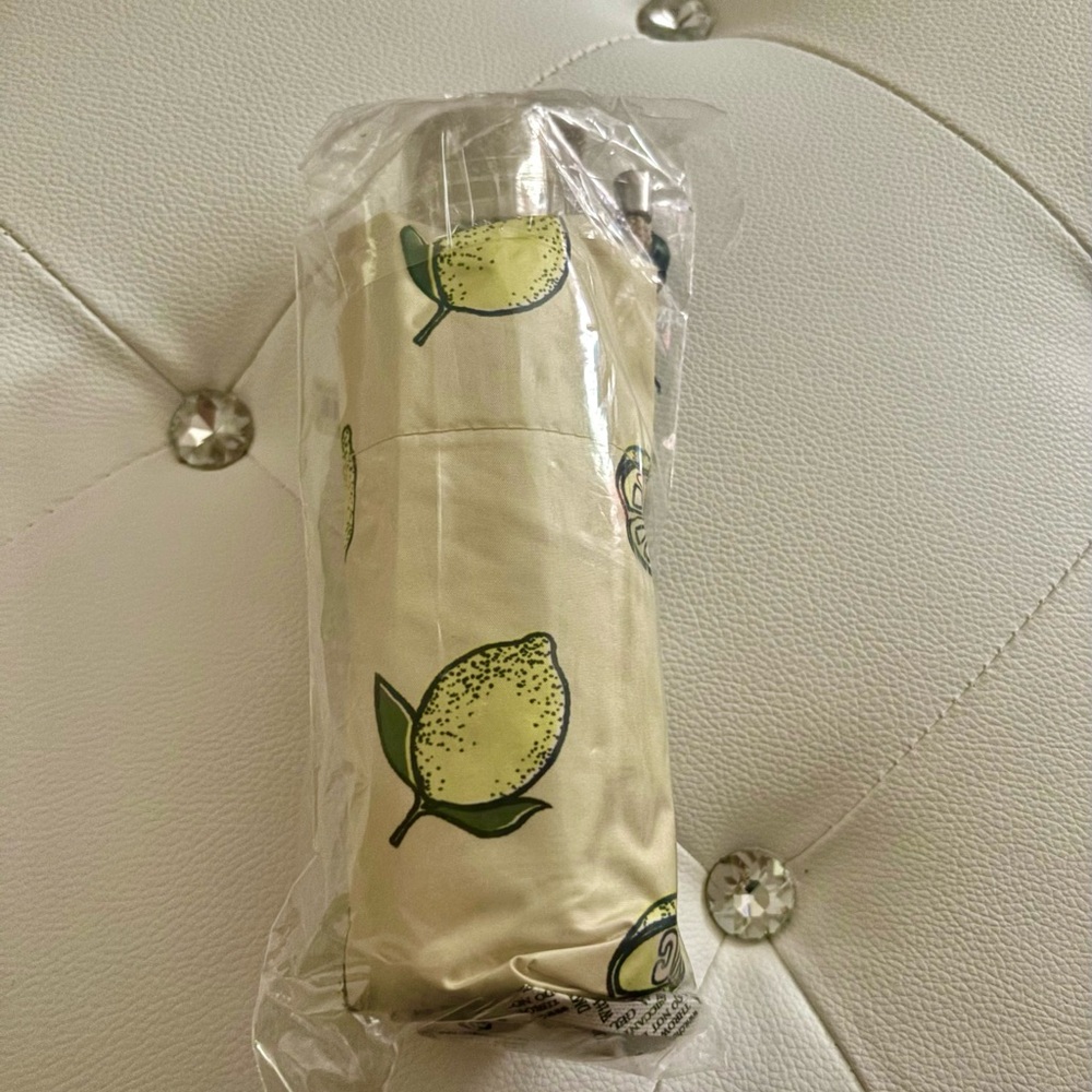 NEW Coach Lemon Print Garden Glade Yellow Multi UV Protection Mini Umbrella - Picture 2 of 13